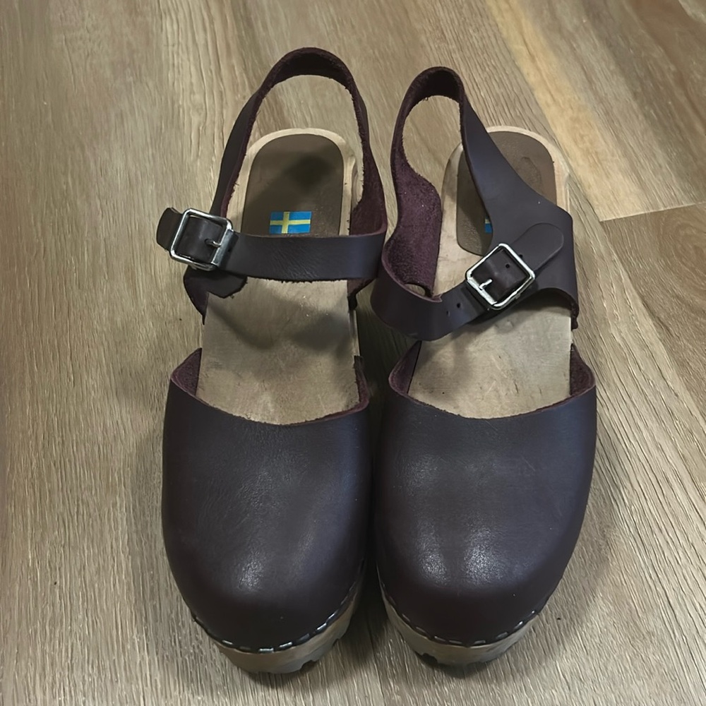 Mia Abba Clogs